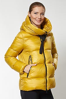 MONCLER женская куртка горчичная MONCLER женская куртка горчичная