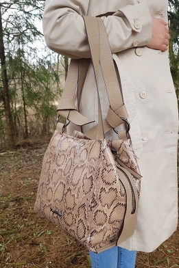 Классическая женская сумка на молнии